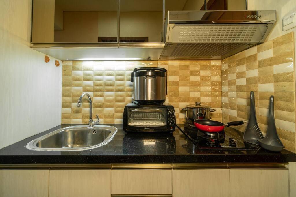 Modern & Comfy Studio In Central Jakarta, Scbd Ngoại thất bức ảnh